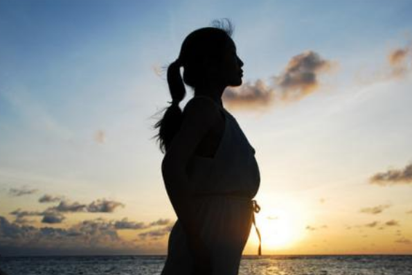 试管婴儿出生的宝宝会有缺陷吗 养育是先天遗传和后天养育的结合