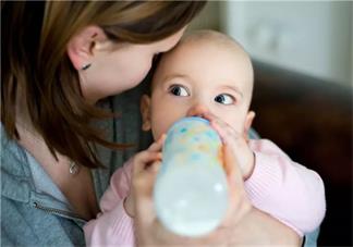 妈妈乳腺炎还可以喂奶吗 妈妈得乳腺炎宝宝怎么办好