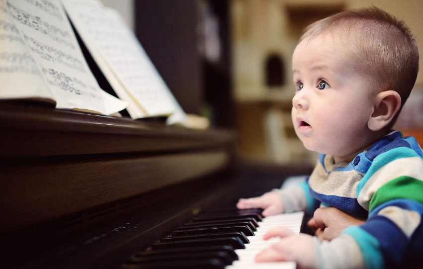 孩子什么时候开始启蒙钢琴比较好 孩子钢琴启蒙怎么做