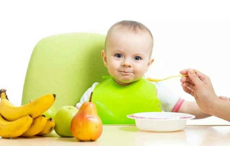 宝宝不愿意吃辅食不想吃辅食怎么办 孩子对辅食有抵触行为是为什么