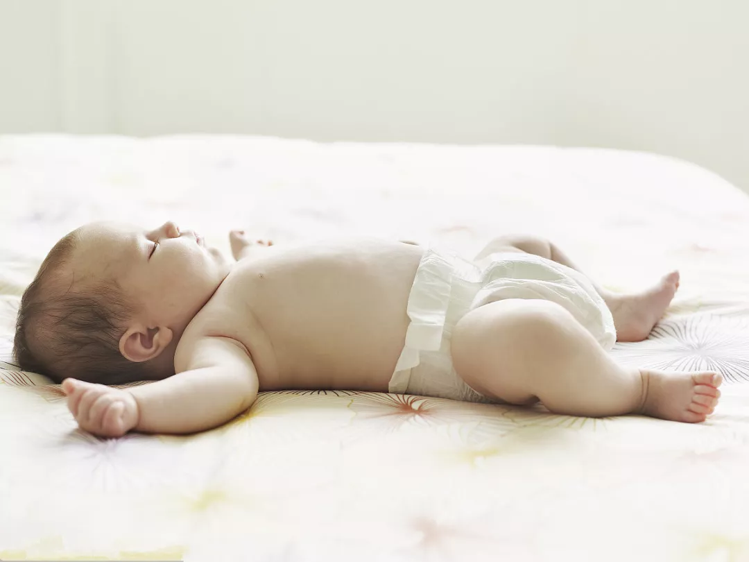 小宝宝怎么睡觉比较好 孩子睡觉什么姿势正确