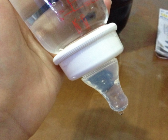 贝亲玻璃奶瓶怎么样 日本贝亲标准口径玻璃奶瓶测评
