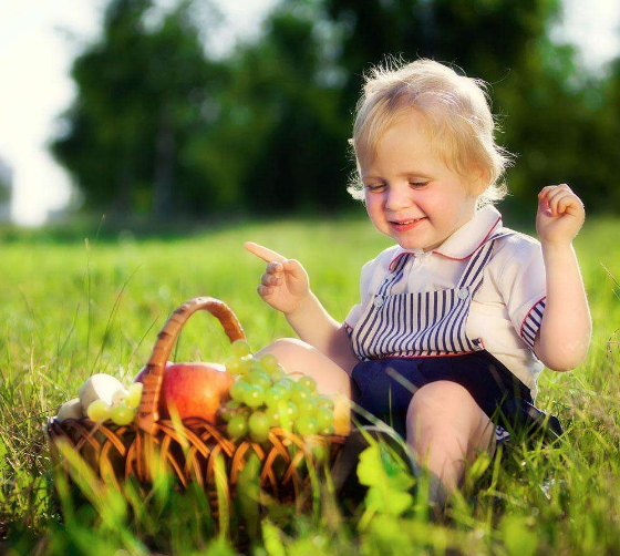 孩子秋季能吃柿子吗 孩子吃柿子要注意什么