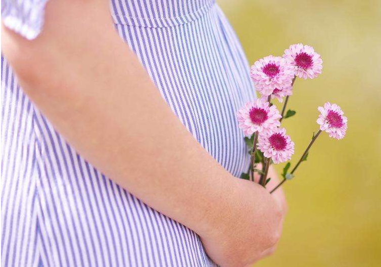 哺乳期怀孕 可以继续母乳喂养吗