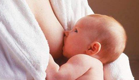产后母乳少怎么办   产后母乳少的五大原因
