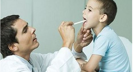 小孩经常扁桃体发炎是怎么回事 孩子扁桃体反复发作怎么办