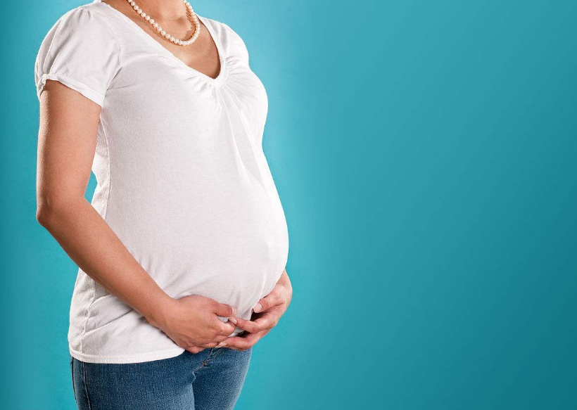 怀孕|怀孕孕肚特别硬怎么办 怀孕孕肚硬正常吗