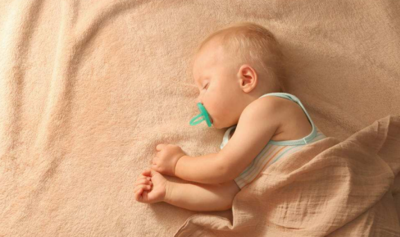宝宝没睡够怎么办  宝宝睡不够的解决方法