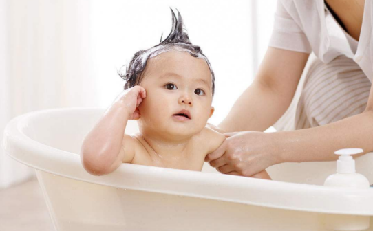 宝宝打预防针多久可以洗澡  打预防针后洗澡时间介绍