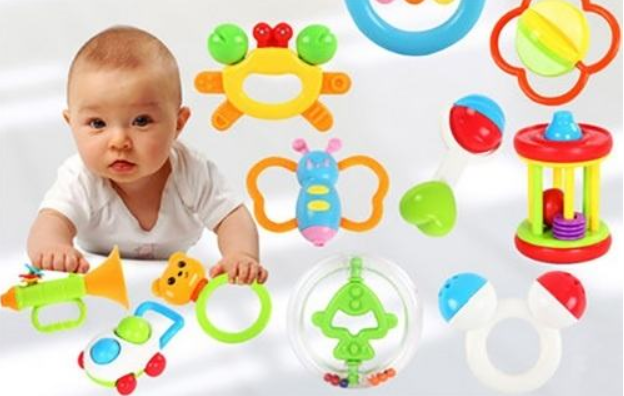怎么给宝宝挑选合适的玩具 购买宝宝玩具哪些要注意