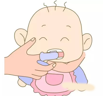 宝宝刷牙的正确方法 宝宝牙膏可以吃吗