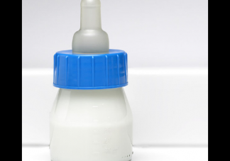 关于洗奶瓶的误区 洗奶瓶的正确方式