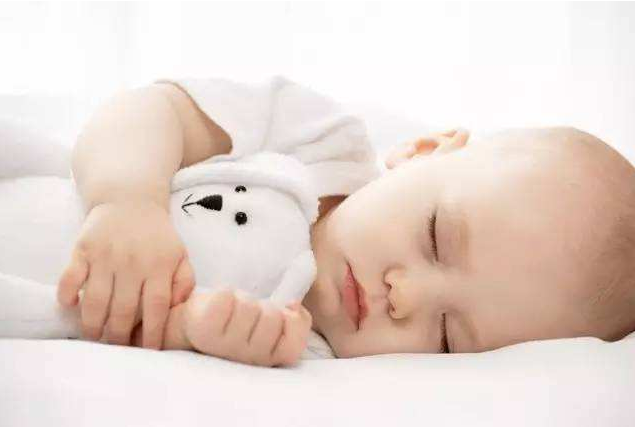 孩子晚上睡觉鼻子不通怎么办 孩子晚上睡觉会鼻子不通是怎么回事 