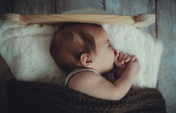 宝宝睡会打呼噜是睡的香吗 孩子睡觉打呼噜怎么办