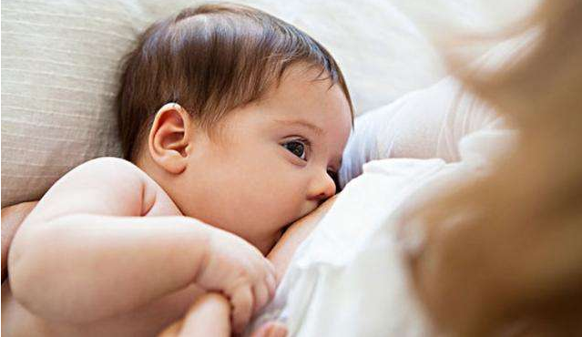 宝宝不吃母乳怎么办 宝宝不吃母乳是什么原因