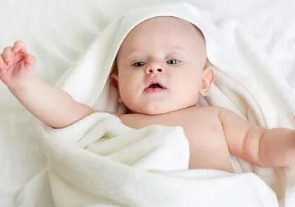 孕期宝宝在肚子里什么时间段睡觉 宝宝睡觉的时间