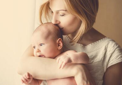 怎么正确抱宝宝 抱宝宝的正确姿势