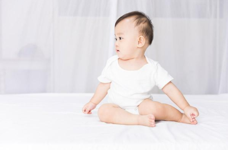 怎么训练宝宝坐 训练宝宝坐的方法