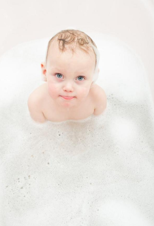 宝宝打疫苗后可以洗澡吗 宝宝打疫苗后发烧正常吗