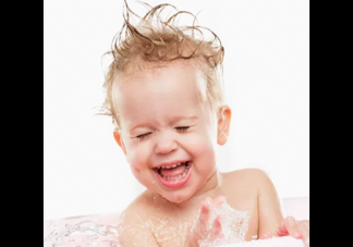 宝宝洗澡呛水有事吗 如何解决孩子洗澡呛水的问题