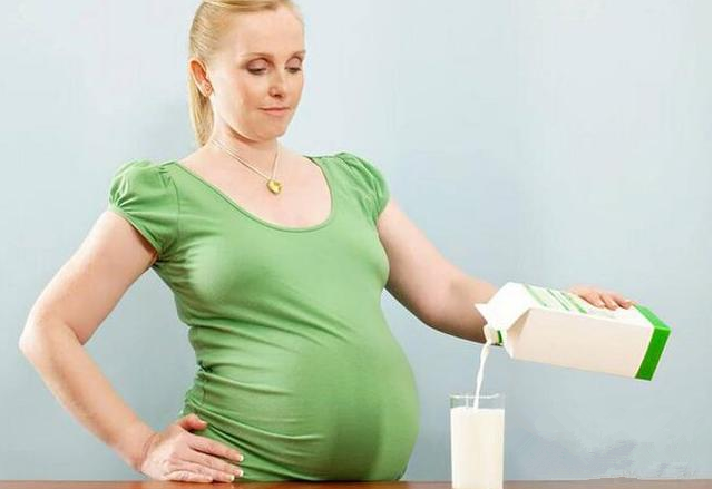 孕妇奶粉什么时候喝最好 喝孕妇奶粉的好处