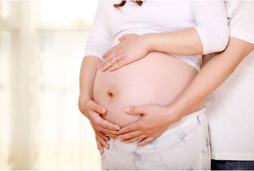 HCG下降多少表示胎停 怀孕期间hcg值低必须流产吗