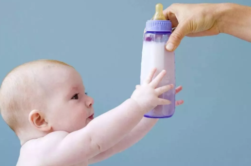 宝宝可以空腹喝酸奶吗 空腹喝酸奶会拉肚子吗
