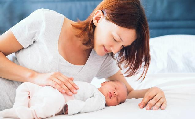 哺乳期|哺乳期来月经正常吗 哺乳期来月经会不会影响母乳质量