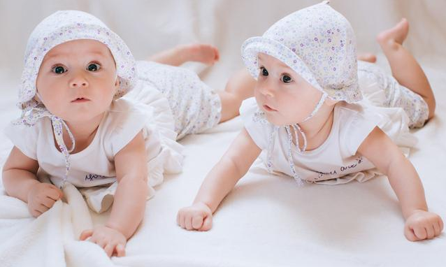 怀双胞胎有哪些风险 怀上双胞胎要注意什么