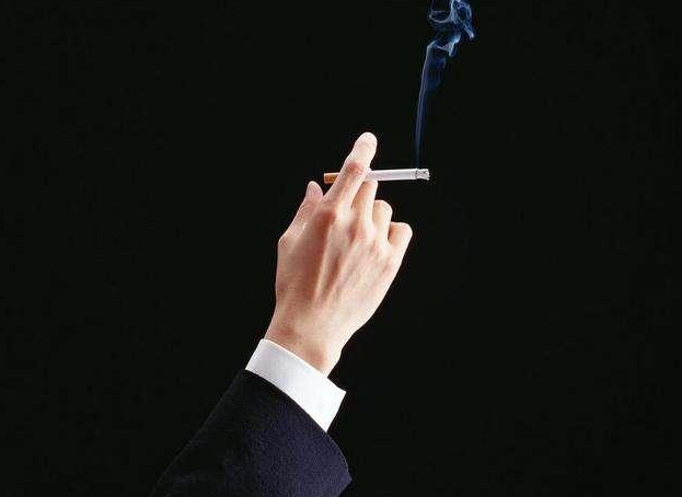 男性抽烟对生育有什么影响 男性戒烟多久后可以要孩子