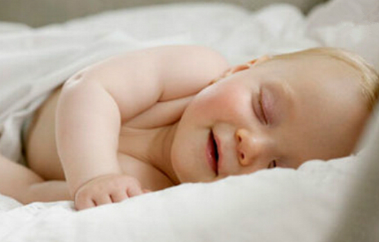 宝宝什么可以开始裸睡 宝宝裸睡怎么做