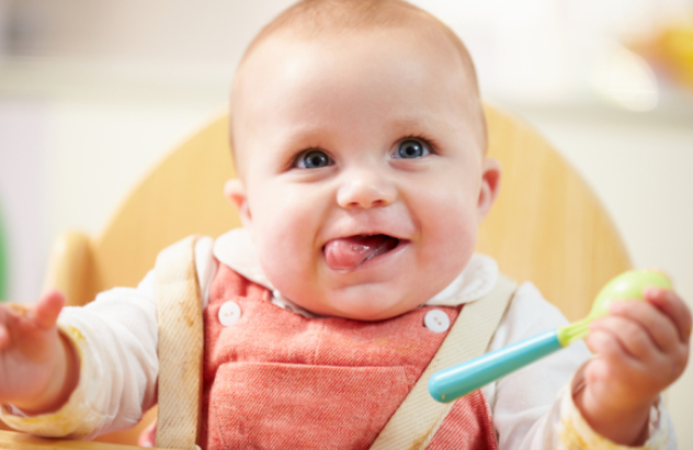 0-3岁宝宝每日摄入油量 宝宝每天吃多少油好