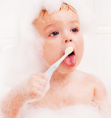 孩子换牙期间能不能刷牙 宝宝换牙期间可以刷牙吗