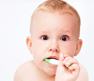 孩子换牙期间能不能刷牙 宝宝换牙期间可以刷牙吗
