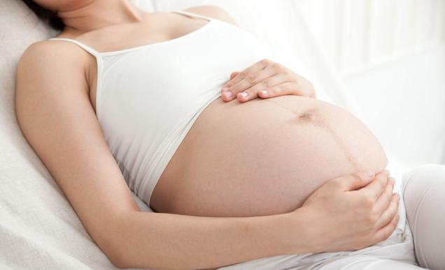 预防妊娠纹的关键时期 孕期长妊娠纹的信号