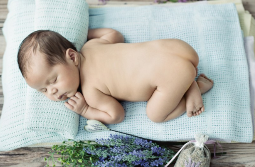 宝宝睡眠训练黄金期 宝宝睡觉训练方法