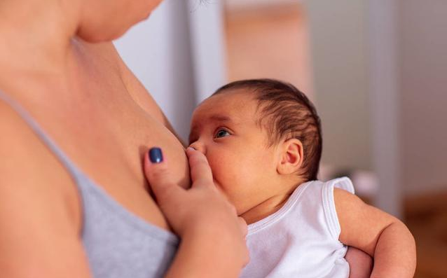 宝宝厌奶期怎么办 如何护理宝宝度过厌奶期