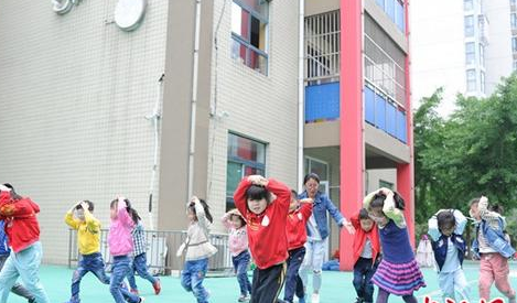 北京:中小学幼儿园禁生冷食物  负责人需一同就餐