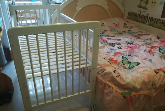 法国哈卡达婴儿床好用吗 法国哈卡达实木婴儿床测评