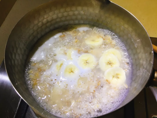 燕麦怎么做辅食比较好 香蕉燕麦奶糊