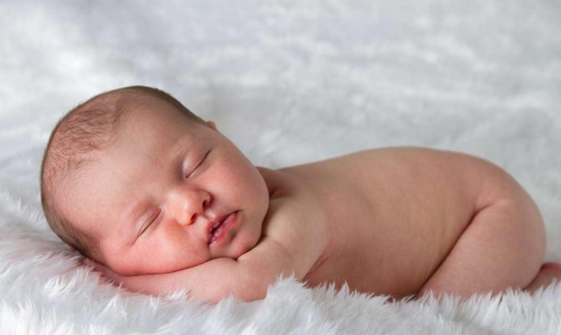 宝宝要睡多久比较好 三个月到四岁月龄宝宝睡觉时间