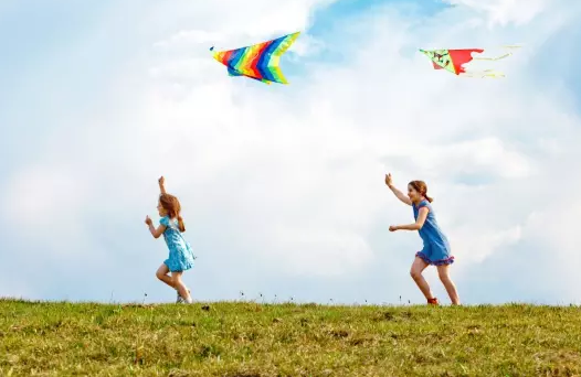 如何避免风筝伤人 春天放风筝的正确方法