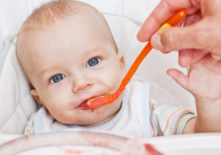 宝宝积食引起的发烧有什么症状 积食引起的发烧怎么判断