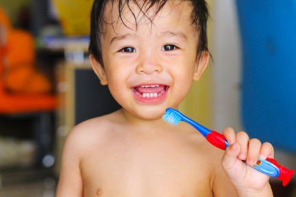 为什么你宝宝的长牙慢 宝宝长牙会有什么症状