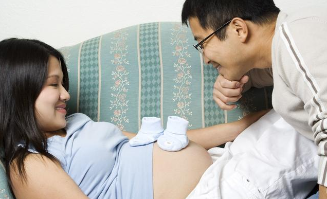 双侧卵巢可见优势卵泡是什么意思 卵泡长多大女性才能怀孕