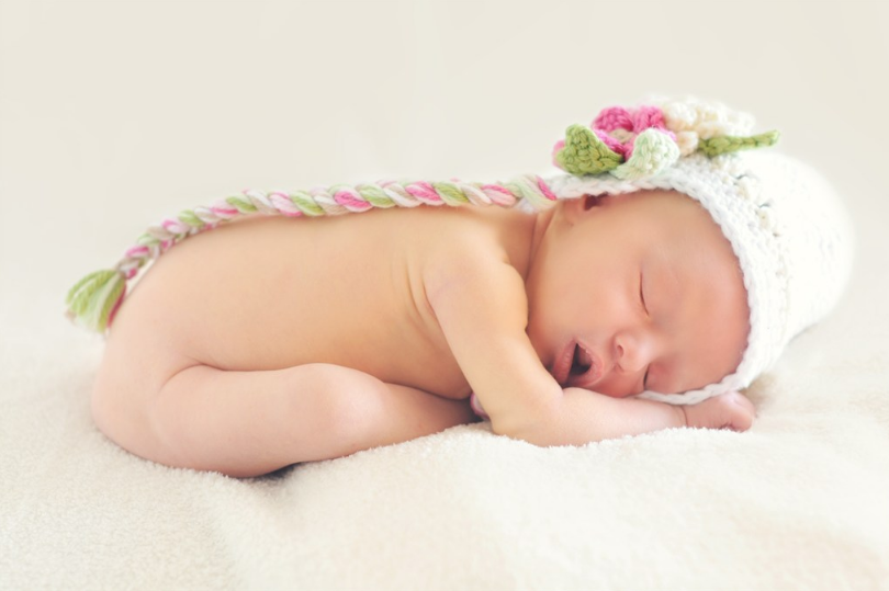 一般3-4个月宝宝会做什么 3-4个月宝宝成长发育变化