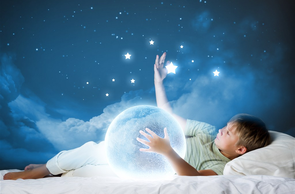 学龄前宝宝睡前故事 星星和天空看戏