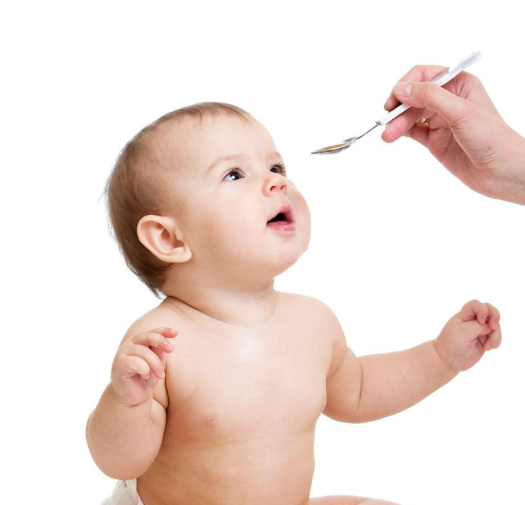 宝宝不爱吃奶是因为奶粉过少吗 给宝宝冲奶粉可以多加吗