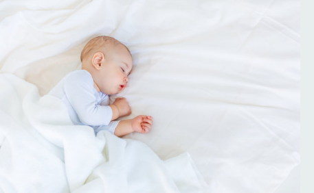 孩子小时候这样睡会影响长高 影响孩子长高的睡姿是怎么样的