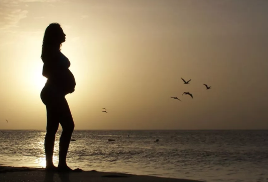 孕妇情绪影响孩子颜值吗 孕妇情绪对宝宝有哪些影响